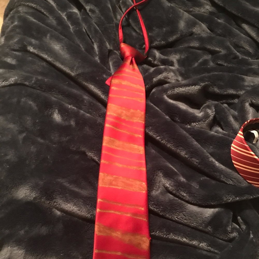 Gryffindor tie